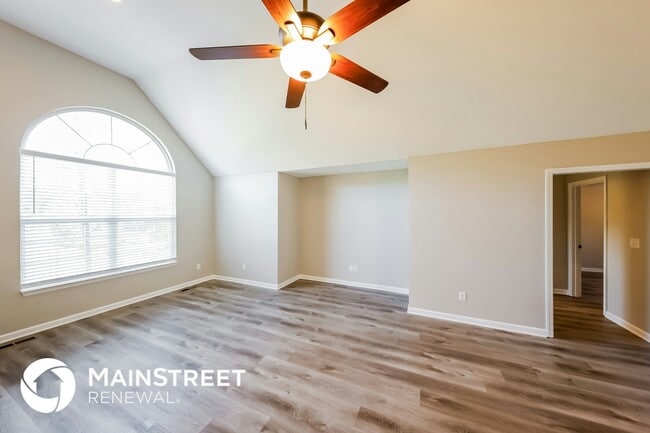 Photo - 1336 Railroad Dr