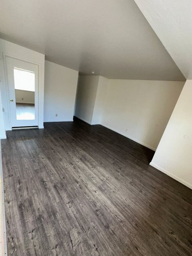 Photo - Torrano/DUPLEX Unit 996