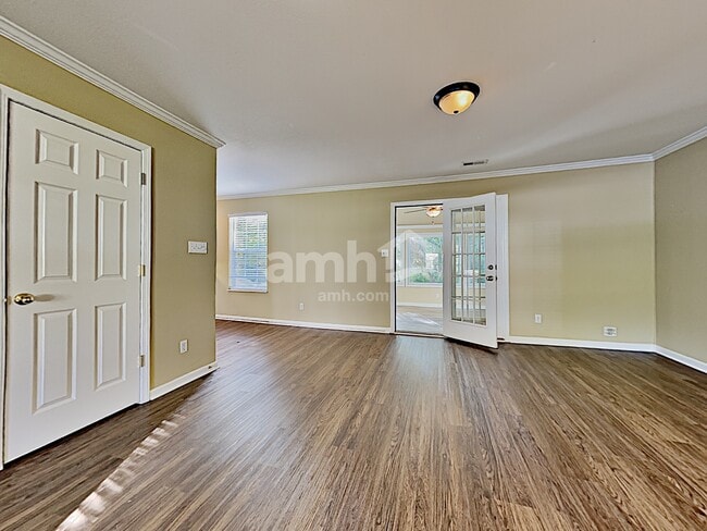 Photo - 1105 Avocet Ln