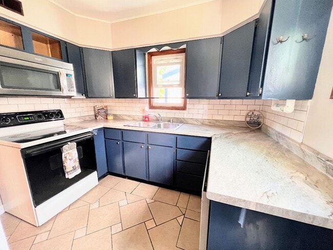 Photo - 1220 Carroll Ave