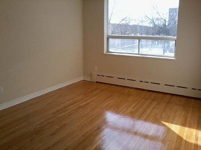 Photo - 104 Rajah Street