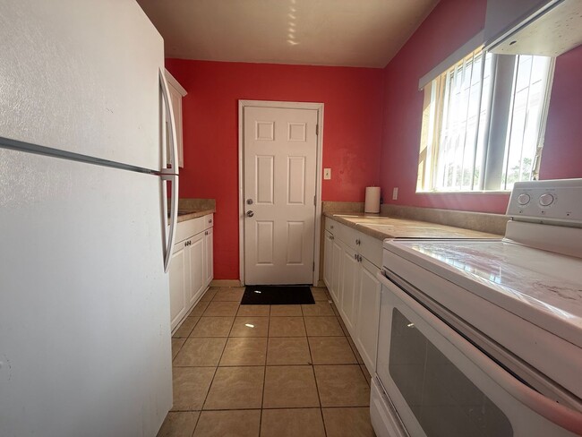 Photo - 580 Berkshire Rd
