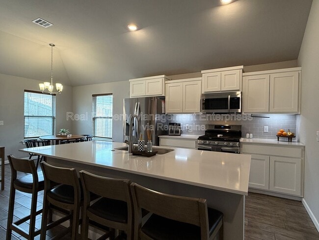 Photo - 4612 Prominence Dr