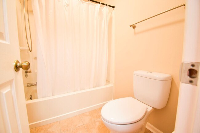 Photo - 2 Bedroom 2 Bathroom Apartment