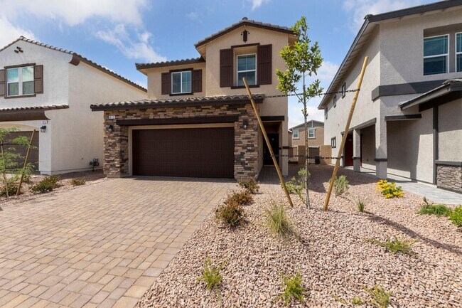 412 Canary Song Dr