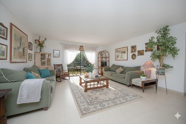 Building Photo - 7965 SW 86th St Unit 126