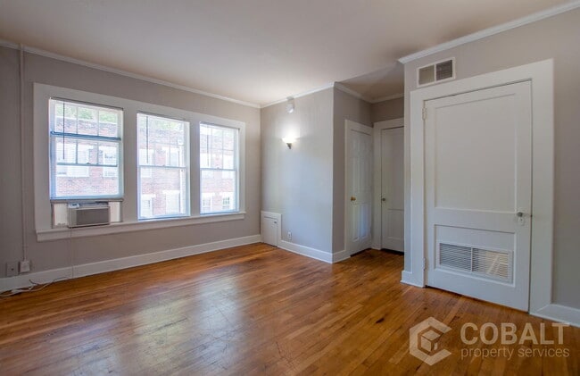 Building Photo - 678 Somerset Terrace NE Unit 10 Rental