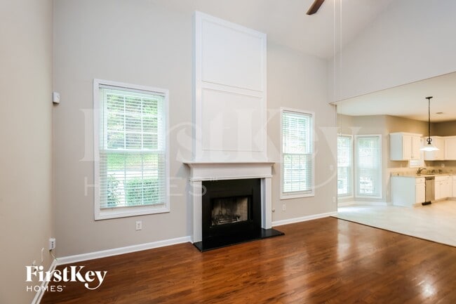 Photo - 2410 Kirkstone Dr