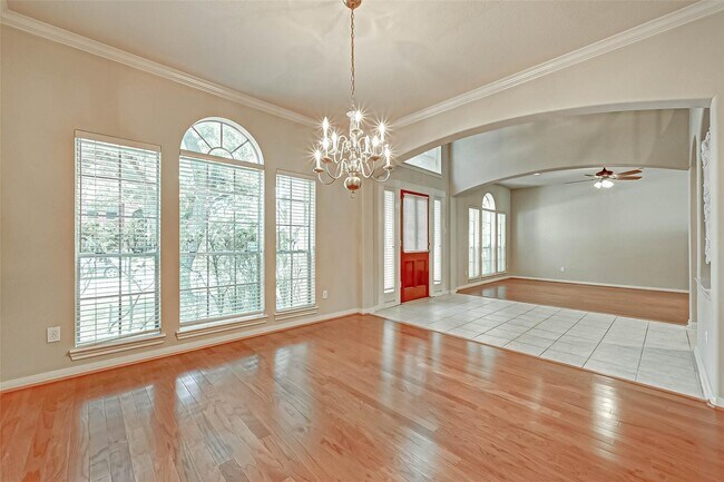 Photo - 12419 Shadycrest Dr