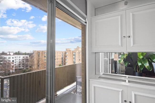 Photo - 4600 Connecticut Ave NW Unit 904