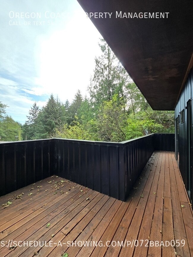 Photo - 1645 Deer Pl