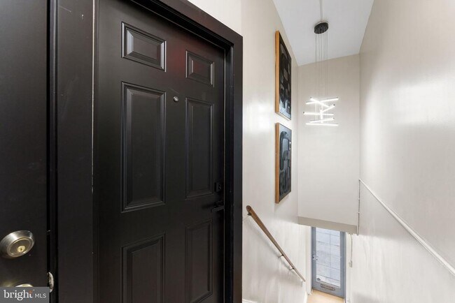 Photo - 2002 17th St NW Unit 2