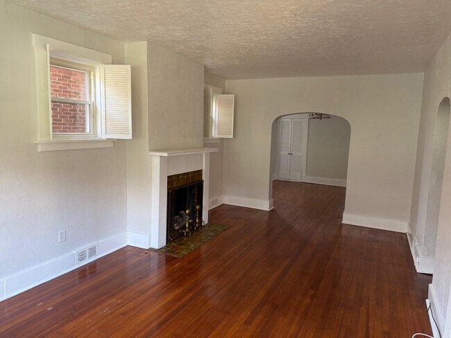 Photo - 1669 New Haven Ave Unidad 1