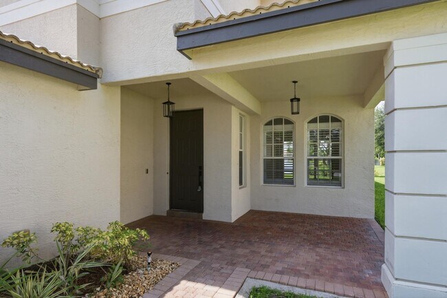 Photo - 8895 Chestnut Ridge Way