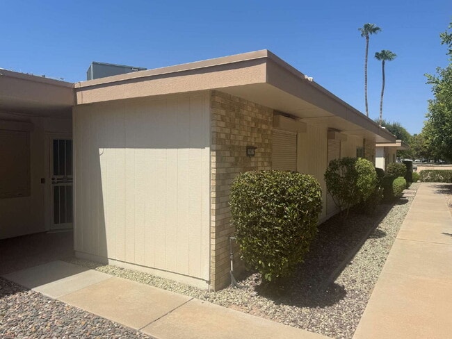 Building Photo - 16639 N 103rd Ave Rental