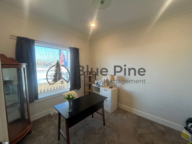 Photo - 427 N 3836 E