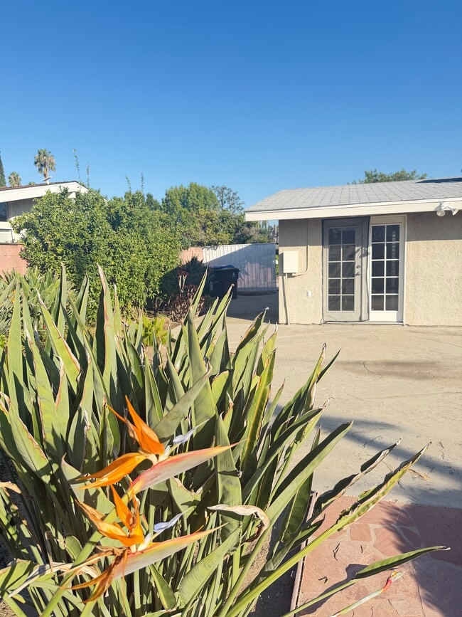 Photo - 20622 Archwood St