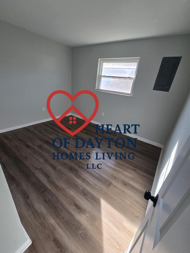 Building Photo - 107-107 Gloria Ave Unit 107 Gloria-107 Gloria