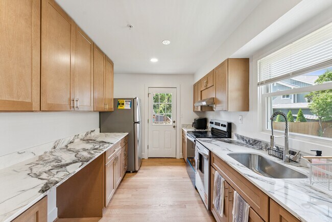 Photo - 4711 Norwich Rd