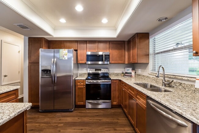 Photo - 948 March Hare Ct