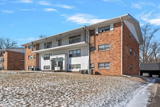 Photo - 117 S Elder Ln