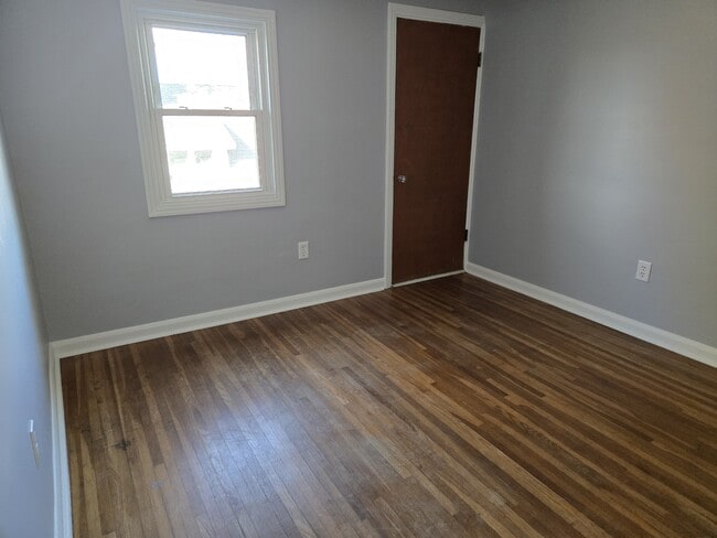 Photo - 9701 Brown Rd