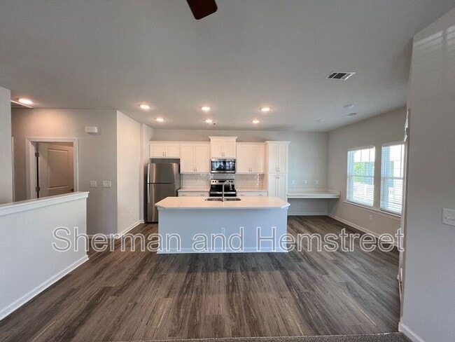 Photo - 2016 Lotus Dr Unit 2016 Lotus Dr