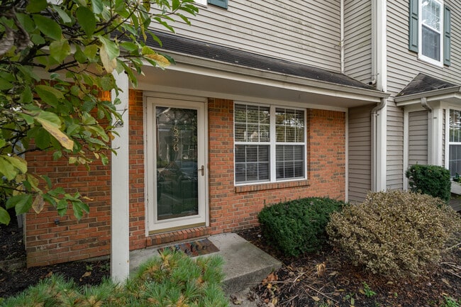 Photo - 836 Rossford Run