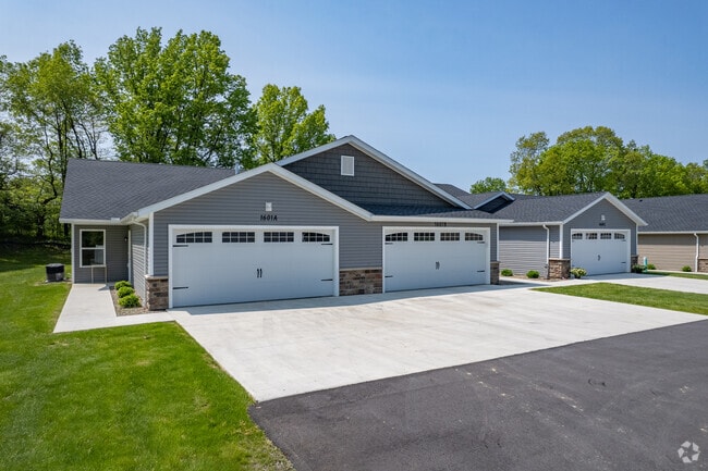 Photo - Villas at Franklin