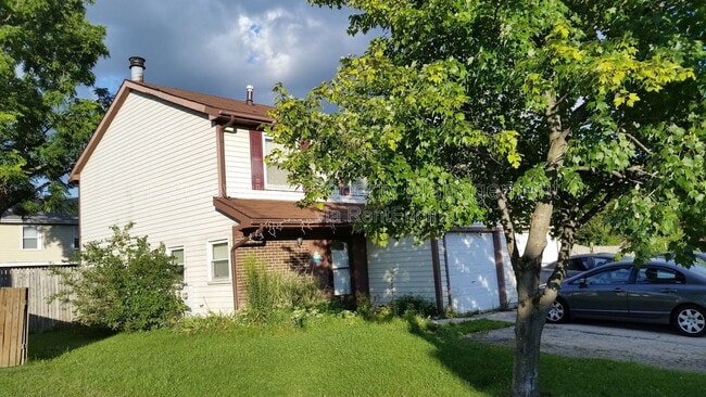 Photo - 304 Walnut Cir