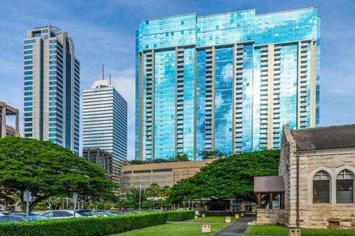 Building Photo - Downtown Luxury! Convenient Location! Unit 3411