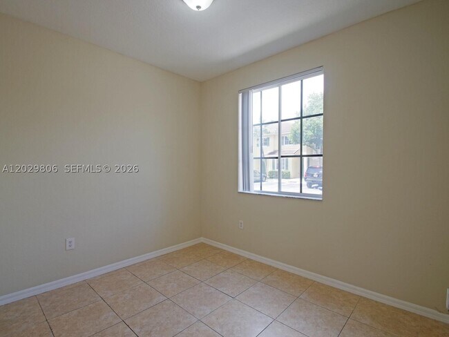 Photo - 1904 SW 60th Ave