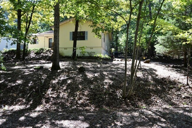 6 Vilaseca Ln