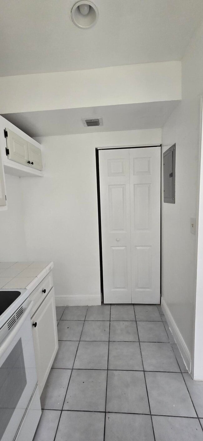 Photo - 2306 NW 52nd Ave
