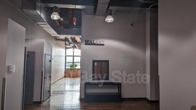1 Westinghouse Plaza Unit C301