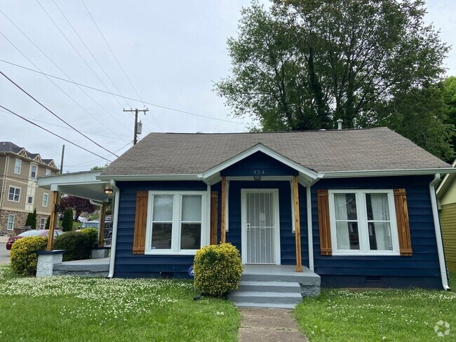 Building Photo - Cozy Cottage in Waverly Belmont Neighborho... Rental