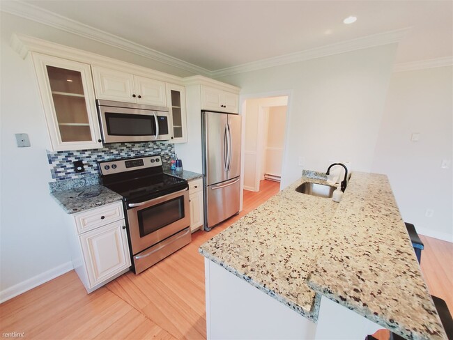 1 br, 1 bath Condo - 36 Turn of River Rd U... - 1 br, 1 bath Condo - 36 Turn of River Rd U... Unit 4