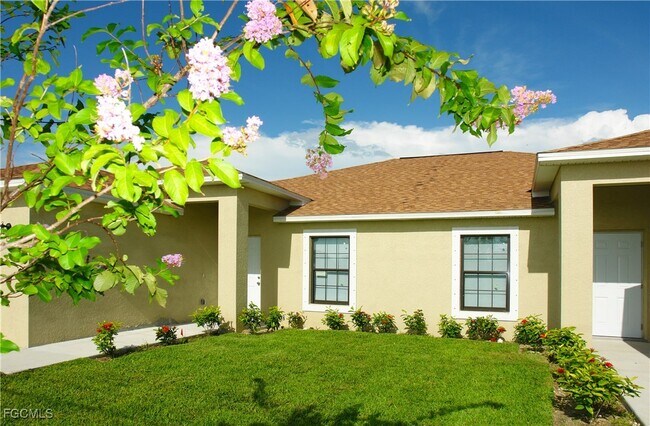 Photo - 530 SE 5th Ave