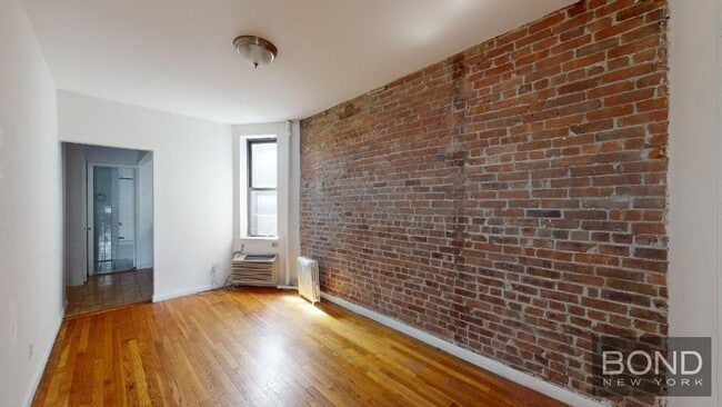 Building Photo - 322 E 89th St Unit 5B Rental