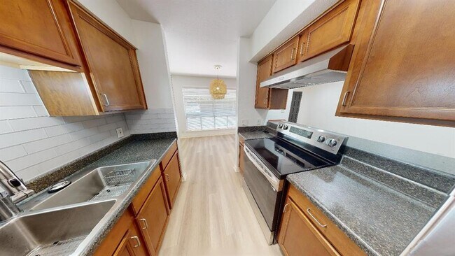 Photo - 500 E Riverside Dr Unidad 132