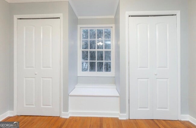 Photo - 1755 Foster Pl