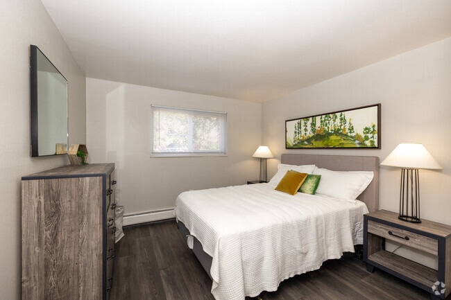 1BR, 1BA - 533SF - Bedroom