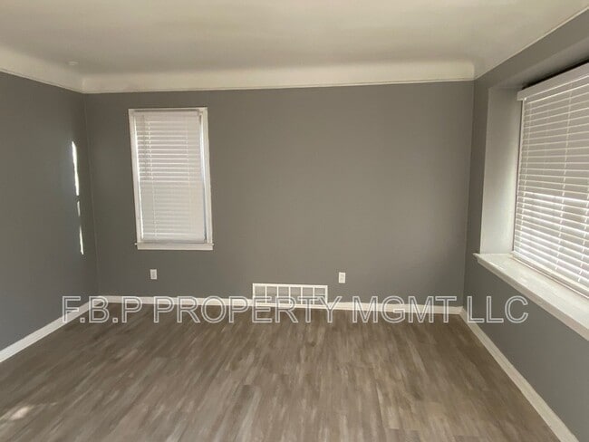 Photo - 19480 Huntington Rd