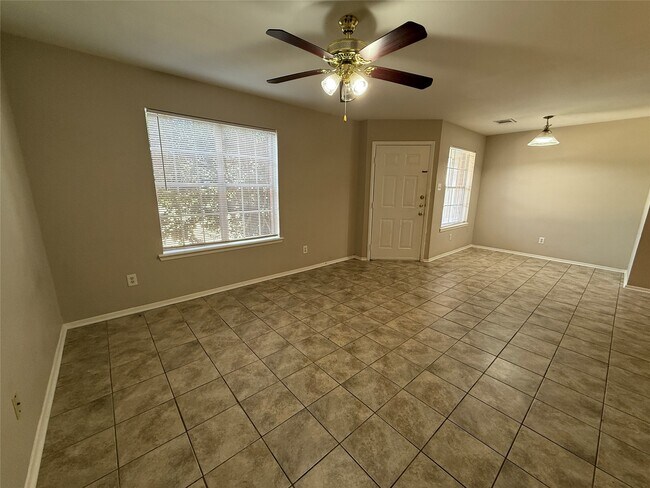 Photo - 10007 Emerald Creek Dr Unit C