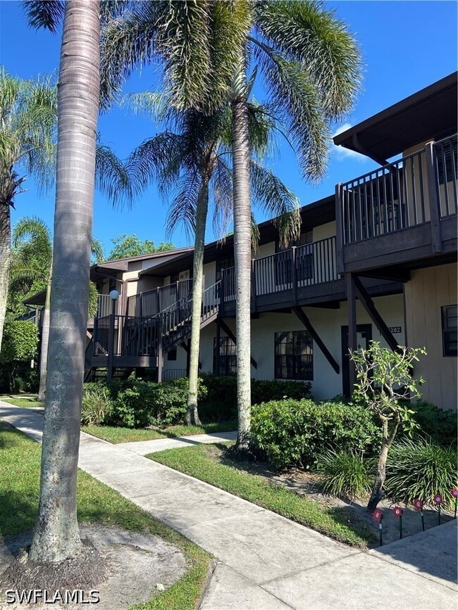 Building Photo - 5294 Treetops Dr Unit I-203