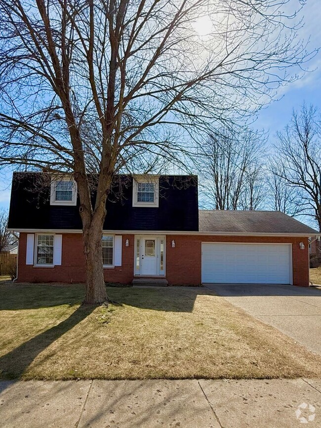 Building Photo - Four Bedroom Home in Heart of Portage