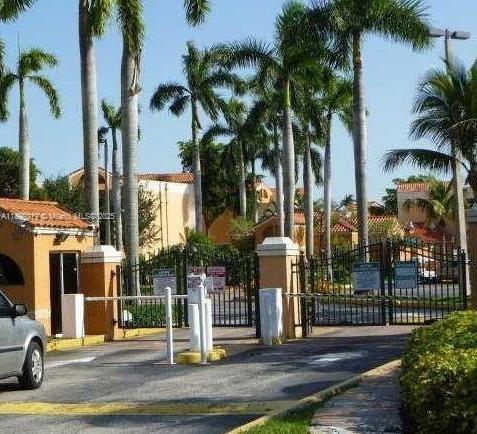 Building Photo - 6280 NW 186th St Unit 311