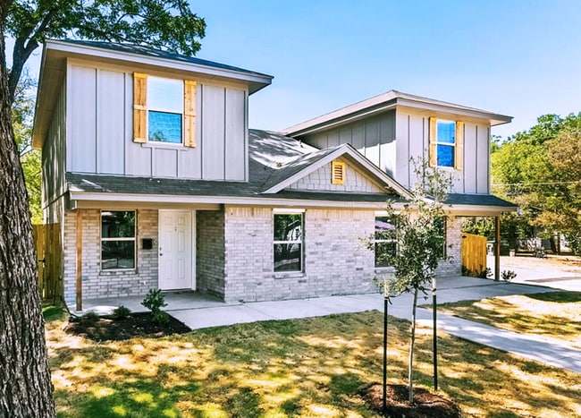 Photo - 1015 N 10th St Unit B