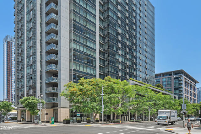 Photo - 1155 S Grand Ave Unidad 914