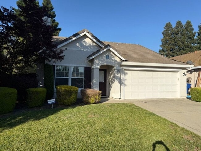 Spacious Single Story House in Natomas - Spacious Single Story House in Natomas